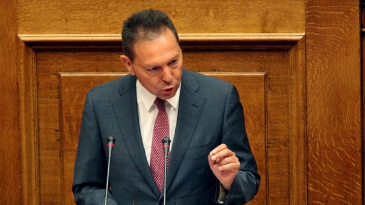Ο Στουρνάρας επιβεβαιώνει την φορολογική ασυλία των βουλευτών 